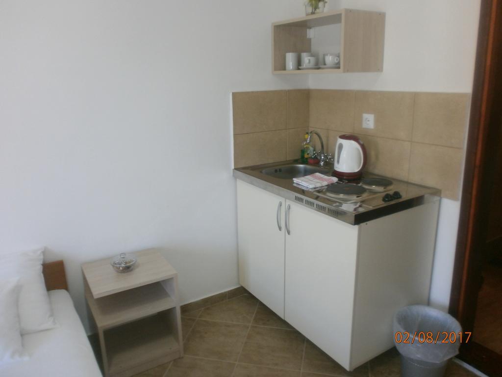 Apartments Skala Sutomore Exterior photo