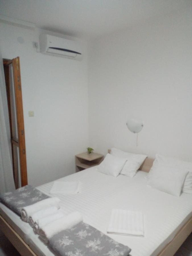 Apartments Skala Sutomore Exterior photo