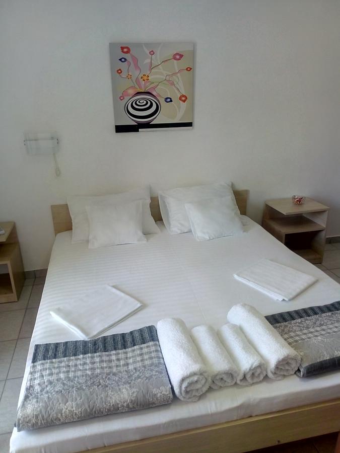 Apartments Skala Sutomore Exterior photo
